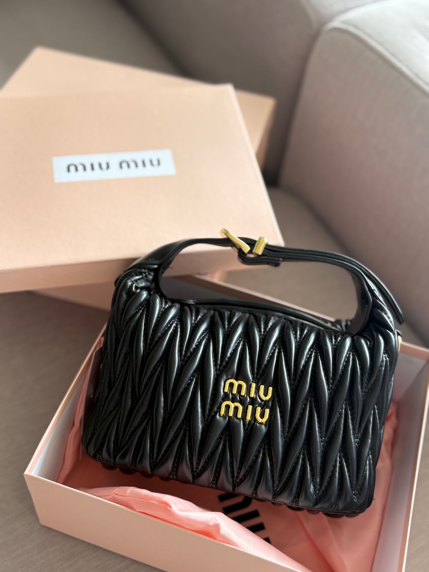 Cartera miu miu